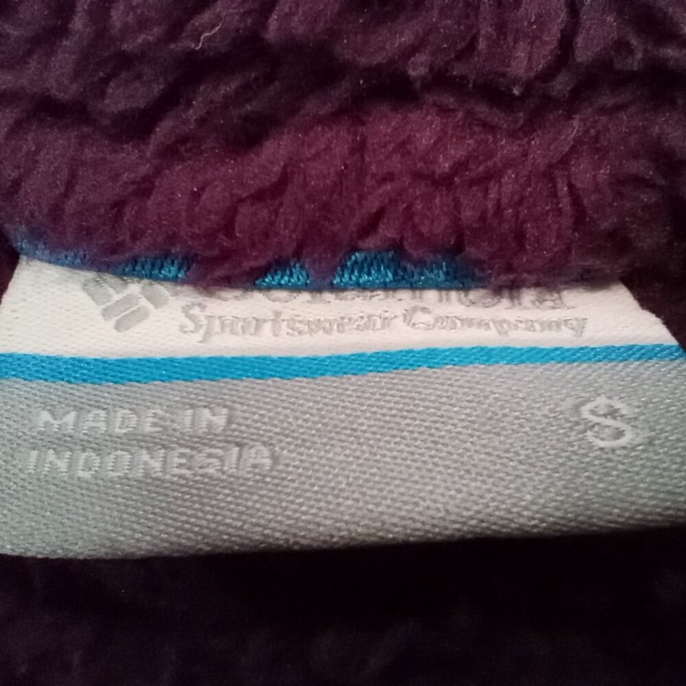 Columbia Vest Women's Size Small S Fleece Fluffy Full Zip - Picture 6 of 6